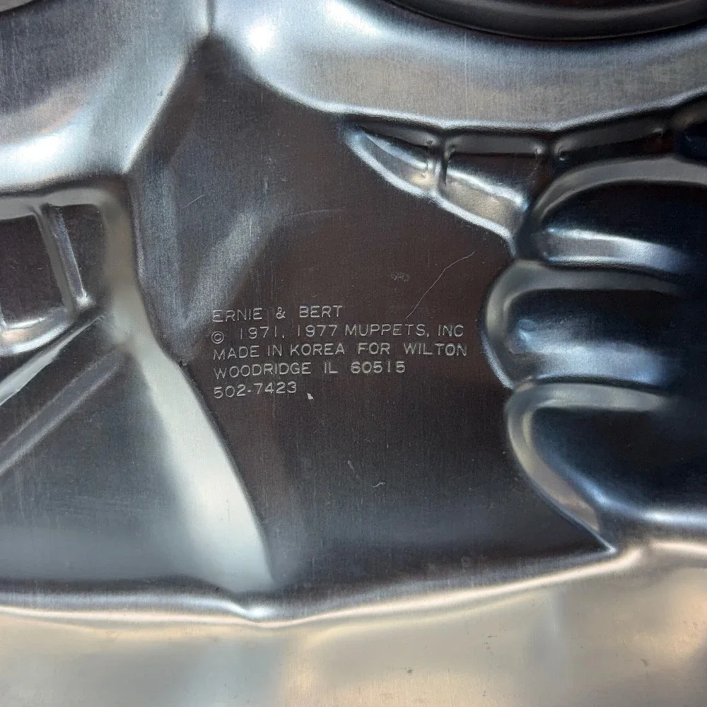 Wilton Cake Pan 13